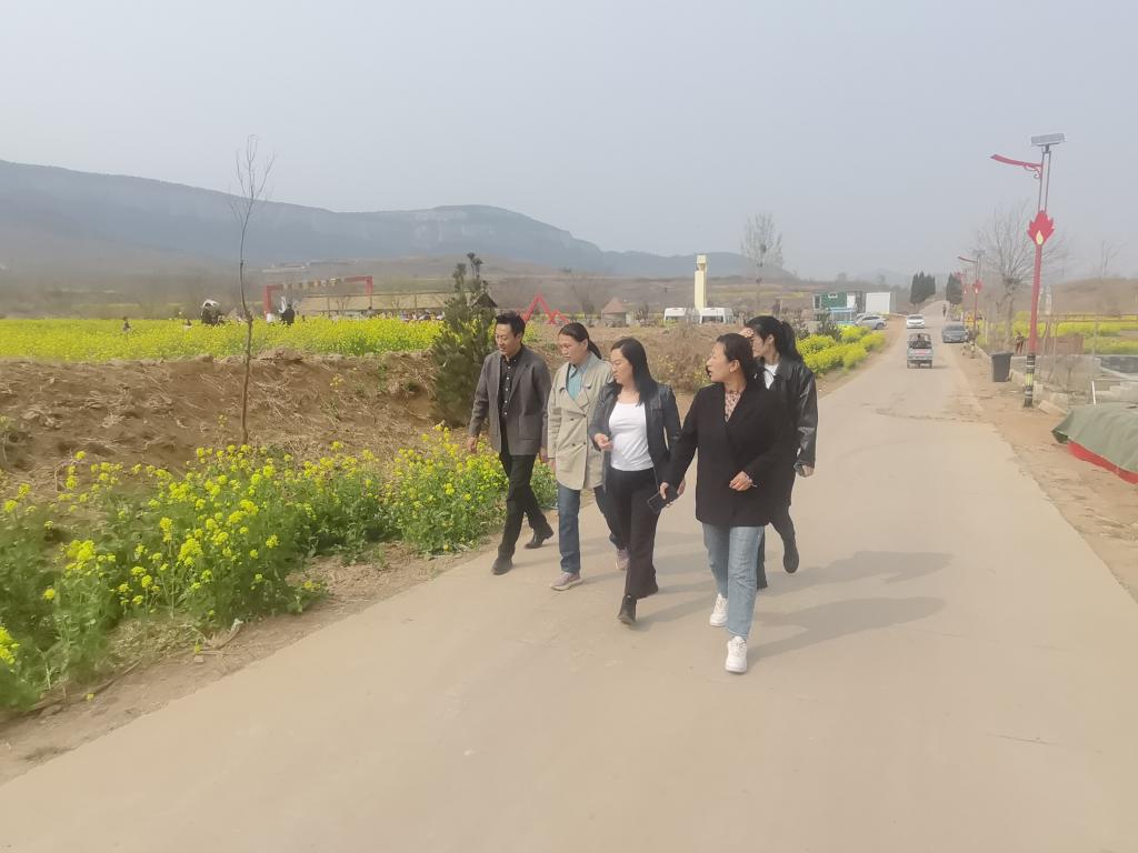 设计艺术学院赴济南市双泉镇开展校地合作交流